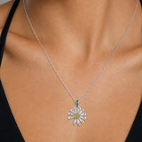 Emerald Daisy Necklace  – Classic Edition
