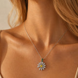 Emerald Daisy Necklace  – Diamond Edition