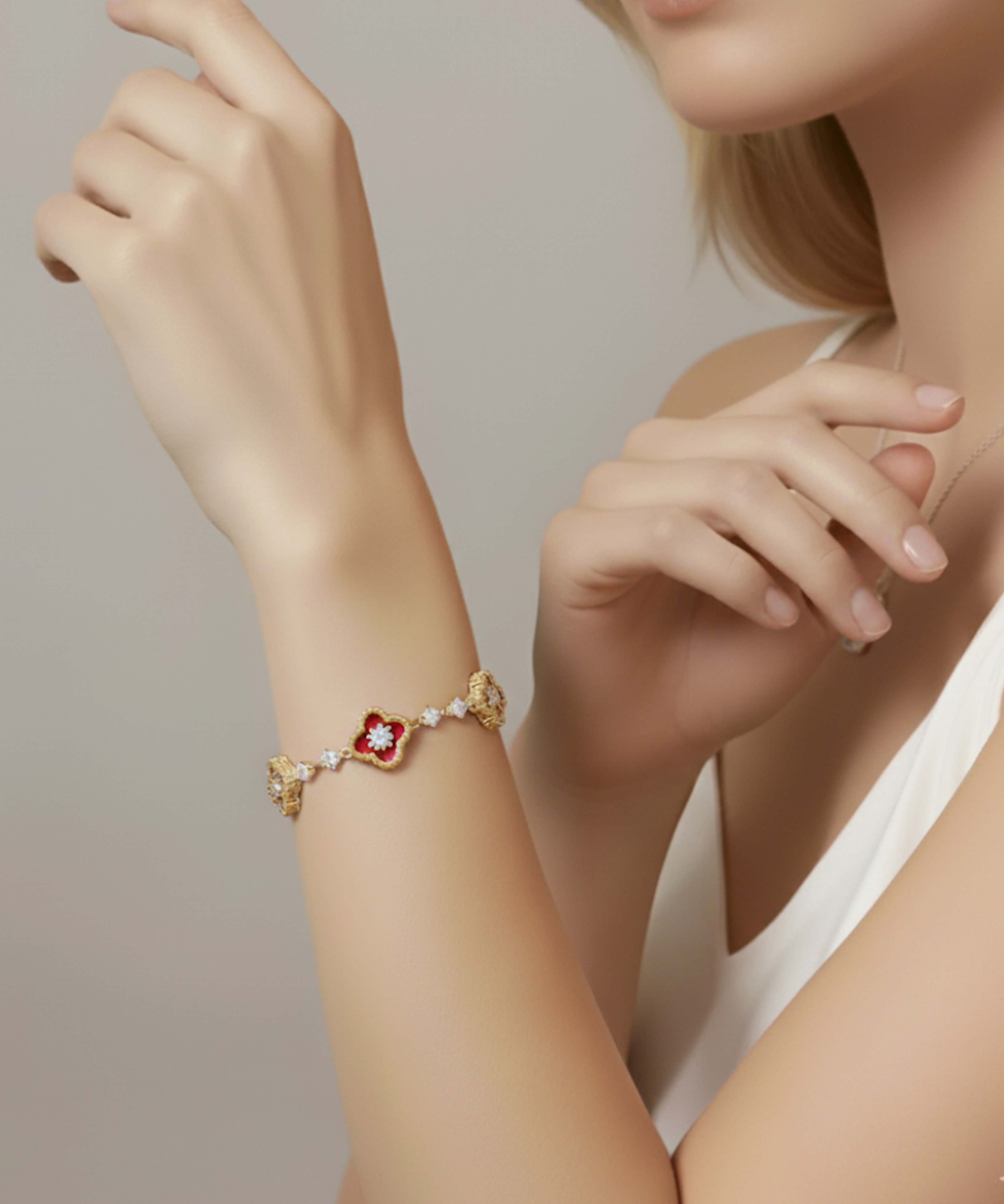 Clover Charm Bracelet - Red gold